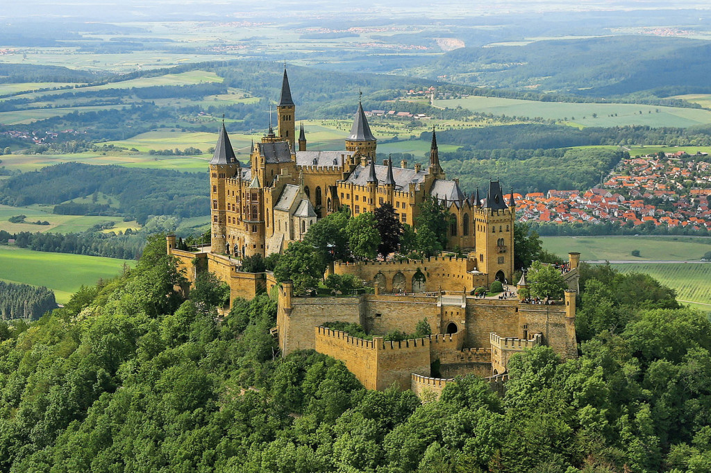 Burg_Hohenzollern_Feste1846