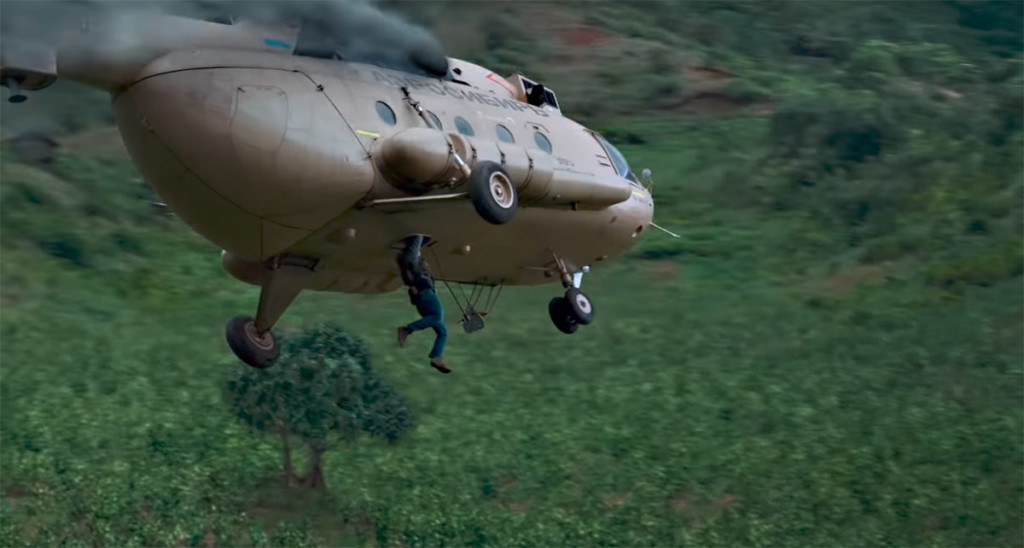 triple-frontier-movie-helicopter
